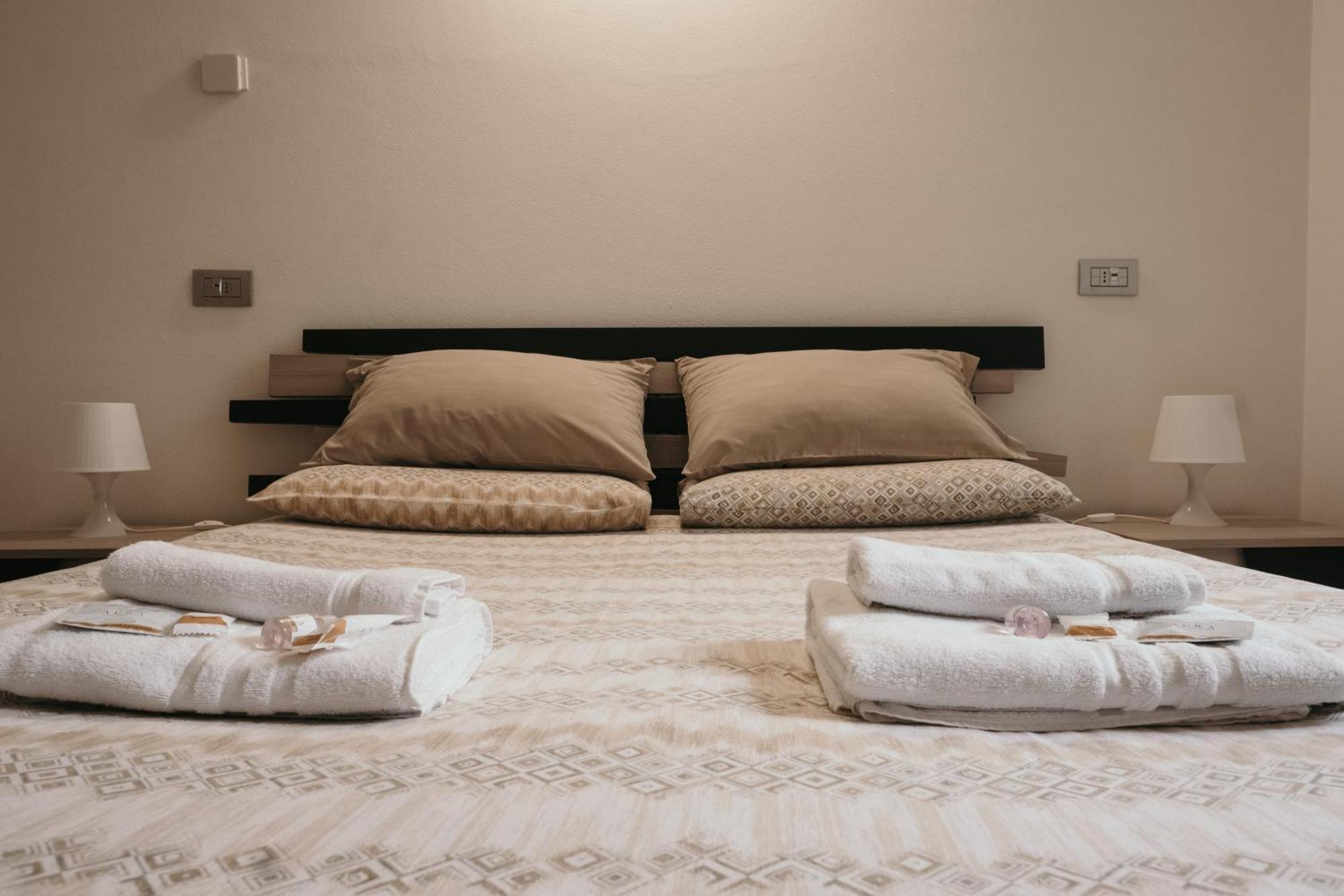 Charme Nel Borgo Di Bienno Di Design, Natura & Relax エクステリア 写真